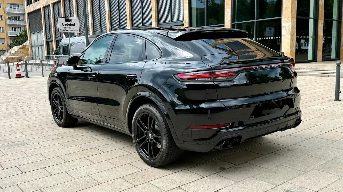 Gebraucht Porsche Cayenne Coupe 340 PS (250 kW) 2020 Schwarz Coupé