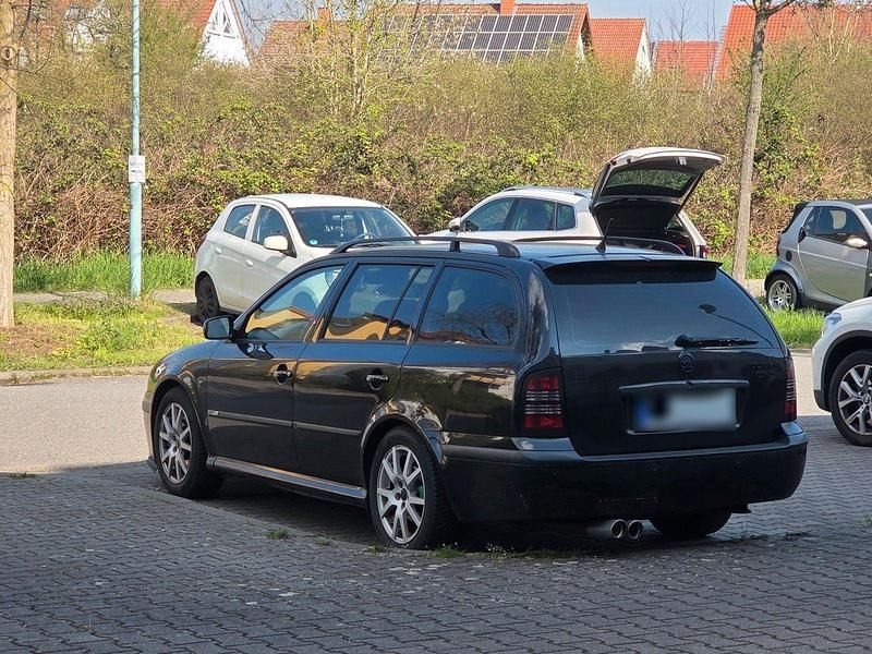 Gebraucht Skoda Octavia RS 179 PS (131 kW) 2003 Schwarz Kombi