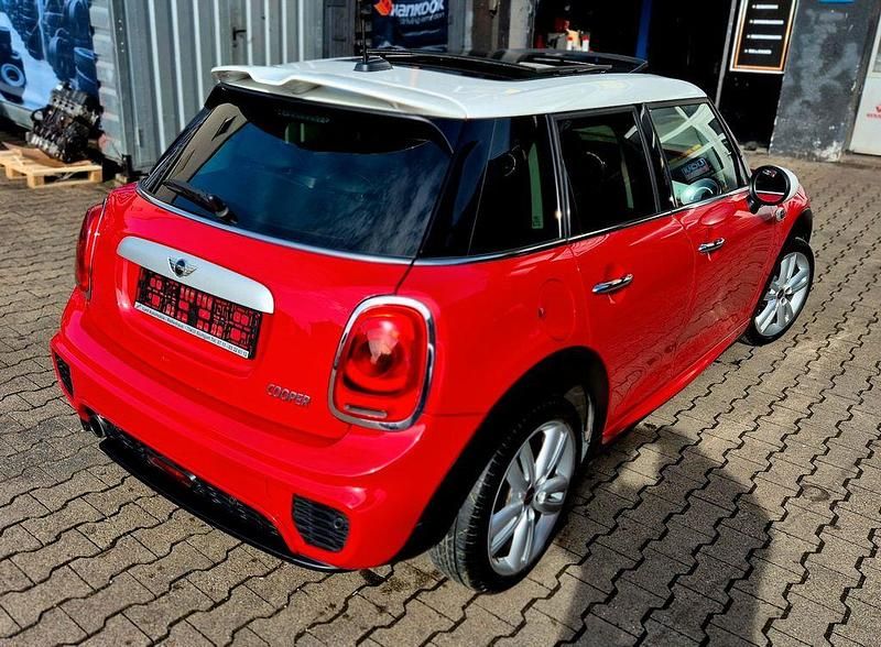 Gebraucht Mini Cooper 136 PS (100 kW) 2015 Rot Kleinwagen