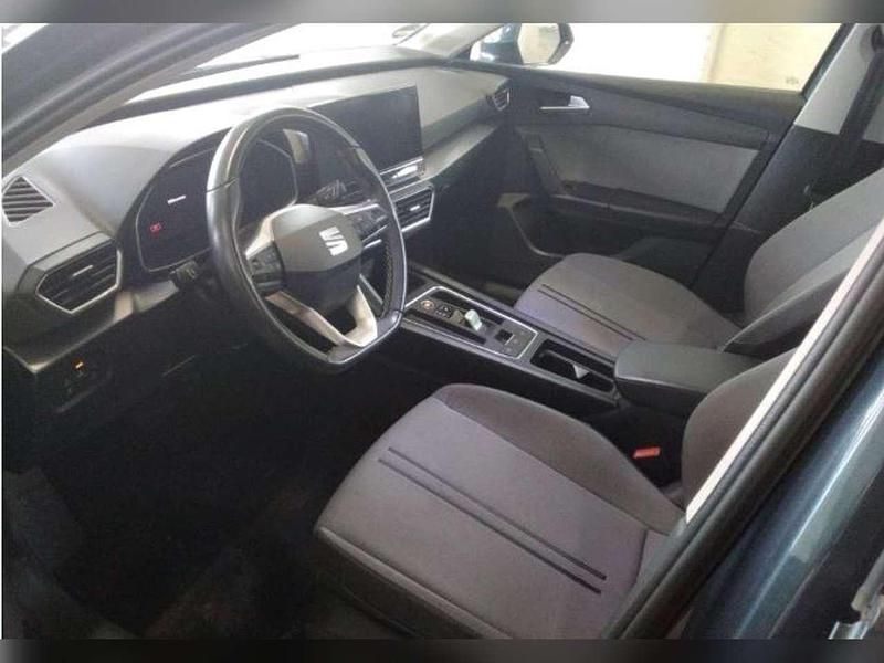 Gebraucht Seat Leon Style 150 PS (110 kW) 2023 Magnetic grau metallic Kombi