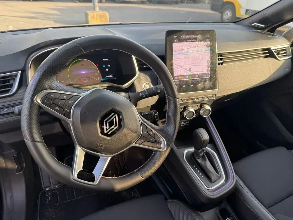 Gebraucht Renault Clio V Esprit Alpine 145 PS (106 kW) 2024 Schwarz Limousine