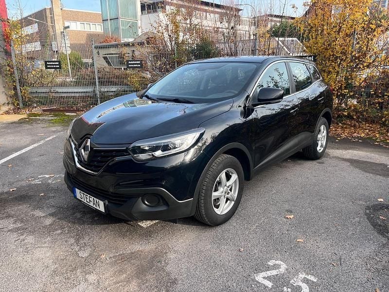 Sternenschwarz Gebraucht 2015 Renault Kadjar Life SUV | 8.900 € (Guter Preis) - Bild 1/4