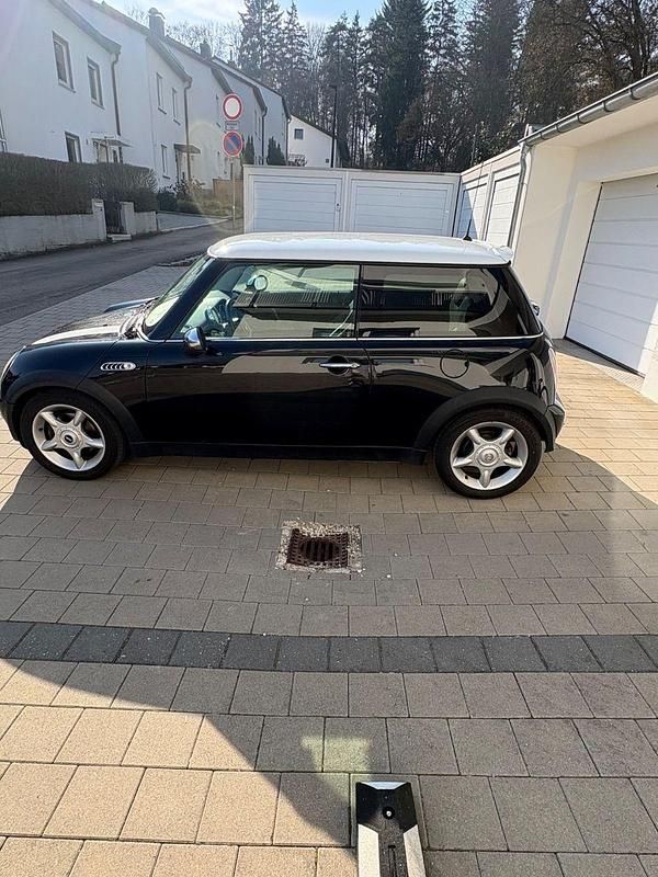 Second-hand Mini Cooper 116 CP (85 kW) 2004 Hatchback