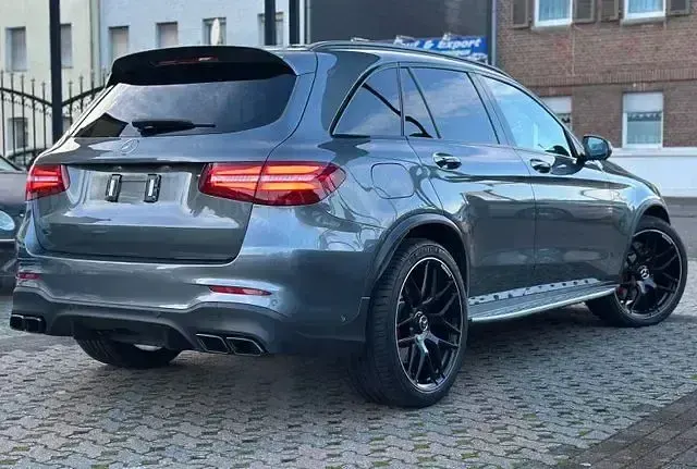 Gebraucht Mercedes GLC63 AMG AMG 510 PS (375 kW) 2019 Grau SUV