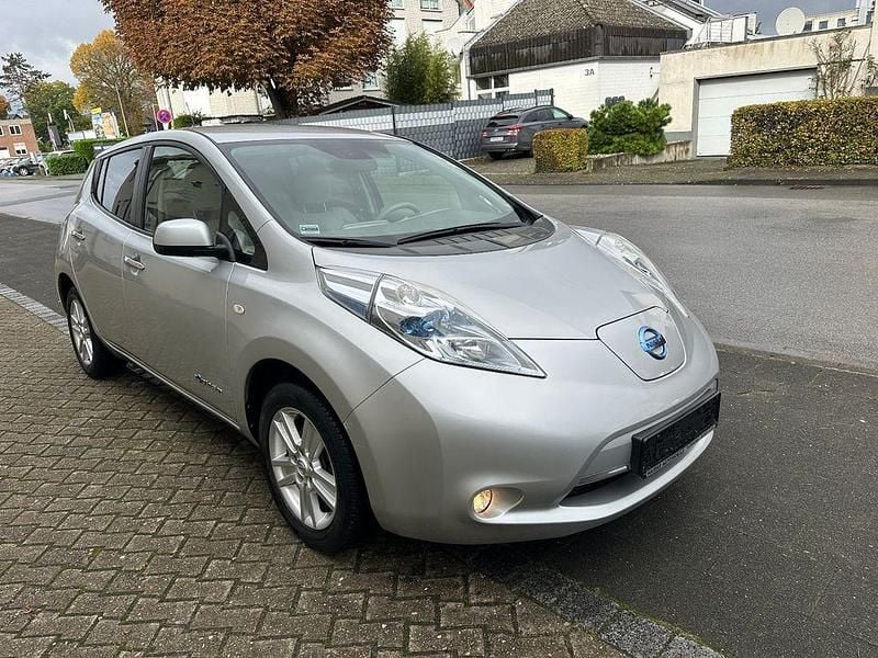 Gebraucht Nissan Leaf Acenta 80 kW (109 PS) 2013 Silber Kleinwagen