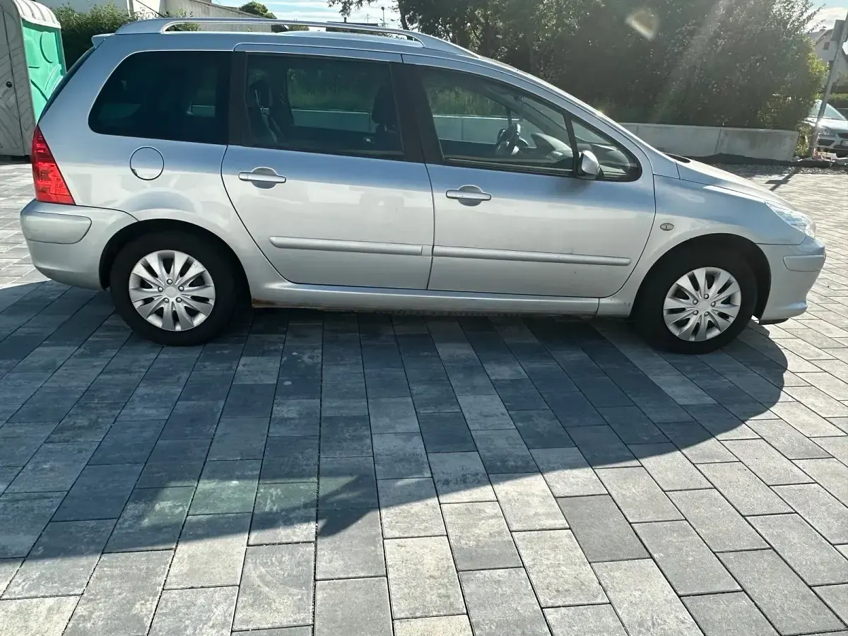 Gebraucht Peugeot 307 110 PS (80 kW) 2006 Silber Kombi