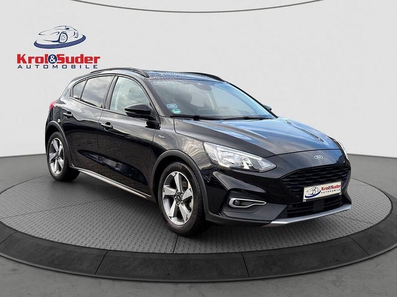 Schwarz Gebraucht 2019 Ford Focus Active Limousine | 14.670 € (Guter Preis) - Bild 1/4