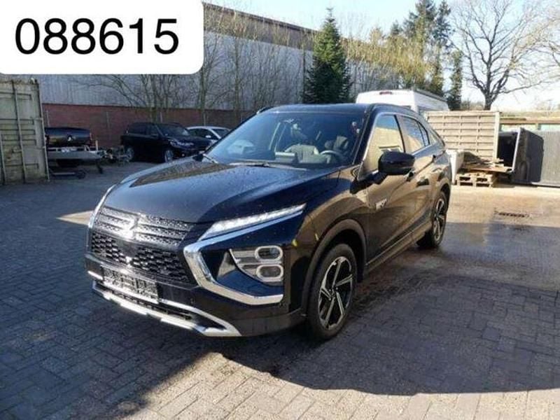 Schwarz Gebraucht 2022 Mitsubishi Eclipse Cross Plus SUV | 18.450 € - Bild 1/4