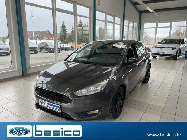 Magneticgrau metallic (grau) Gebraucht 2016 Ford Focus Business Edition Limousine | 10.480 € (Etwas zu teuer) - Bild 1/4