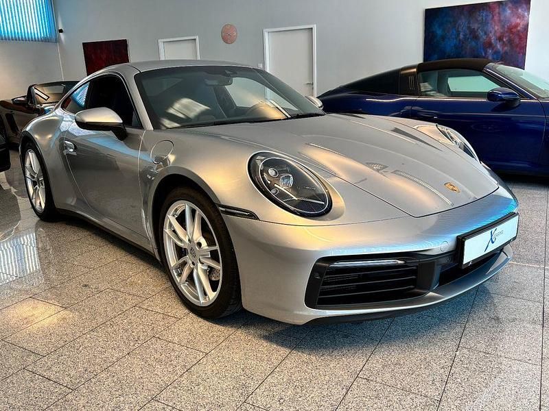 Gebraucht Porsche 992 385 PS (283 kW) 2022 Silber Coupé