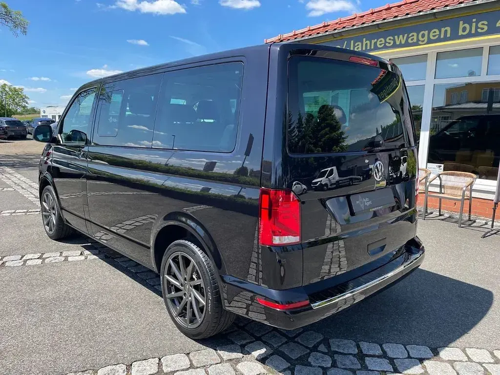 Używany VW Multivan 150 KM (110 kW) 2020 Czarny Minivan