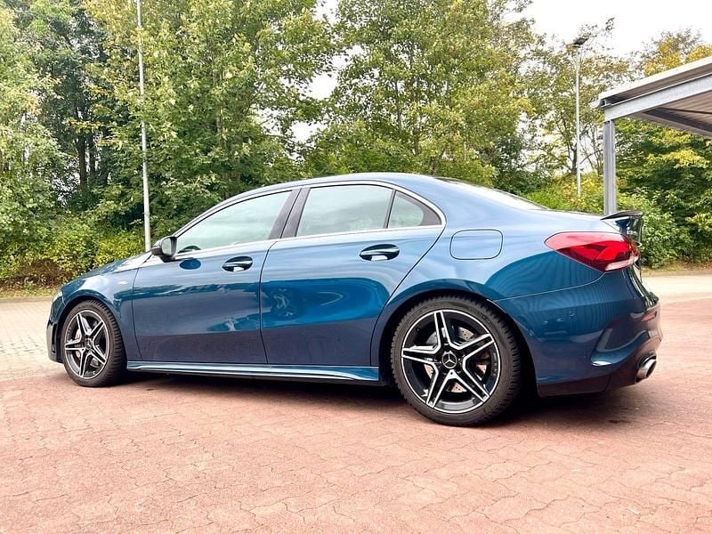 Gebraucht Mercedes A35 AMG AMG 306 PS (225 kW) 2020 Blau Limousine
