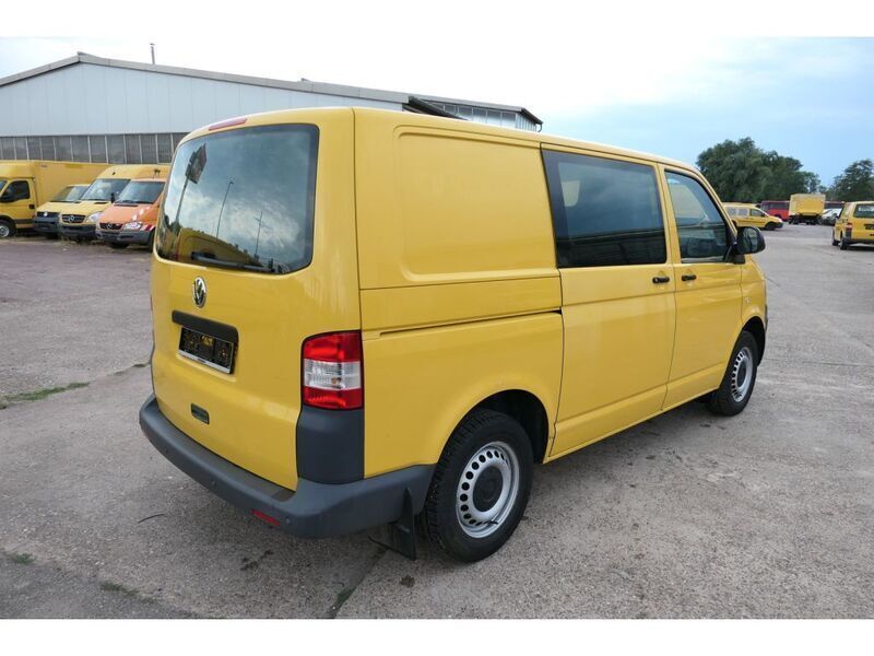 Gebraucht VW T5 84 PS (61 kW) 2011 Ginstergelb r1032 Van