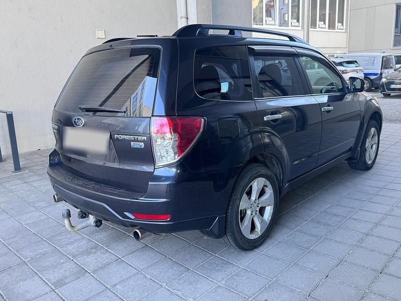 Gebraucht Subaru Forester 147 PS (108 kW) 2012 Grau SUV