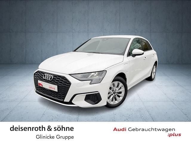 Gebraucht Audi A3 Sportback e-tron 204 PS (150 kW) 2023 Ibisweiß Kleinwagen