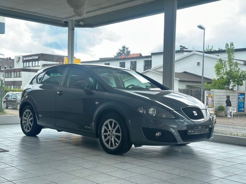 Grau Gebraucht 2012 Seat Leon Copa Kleinwagen | 5.950 € (Fairer Preis) - Bild 1/4