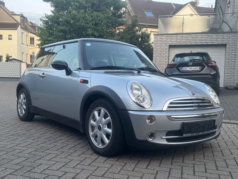 Silber Gebraucht 2004 Mini Cooper Kleinwagen | 3.300 € (Guter Preis) - Bild 1/4