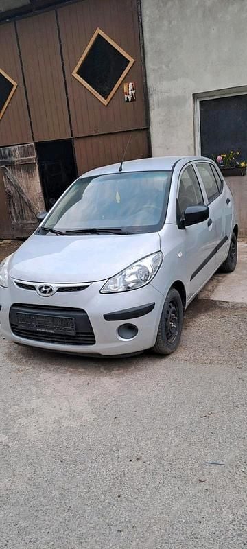 Silber Gebraucht 2010 Hyundai i10 Kleinwagen | 1.300 € (Guter Preis) - Bild 1/4