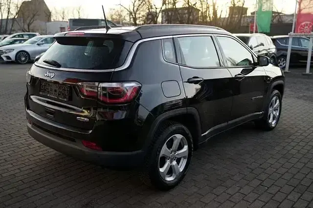Käytetty Jeep Compass Longitude 140 HP (102 kW) 2018 Musta Katumaasturi