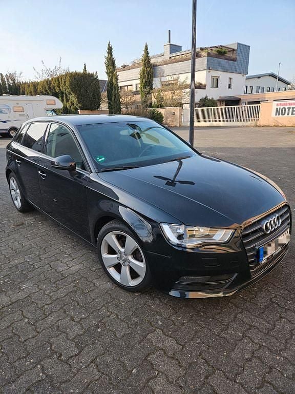 Gebraucht Audi A3 Ambiente 150 PS (110 kW) 2013 Schwarz Limousine