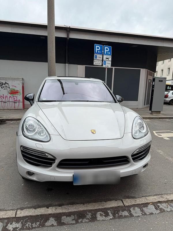 Gebraucht Porsche Cayenne 245 PS (180 kW) 2012 Schwarz SUV