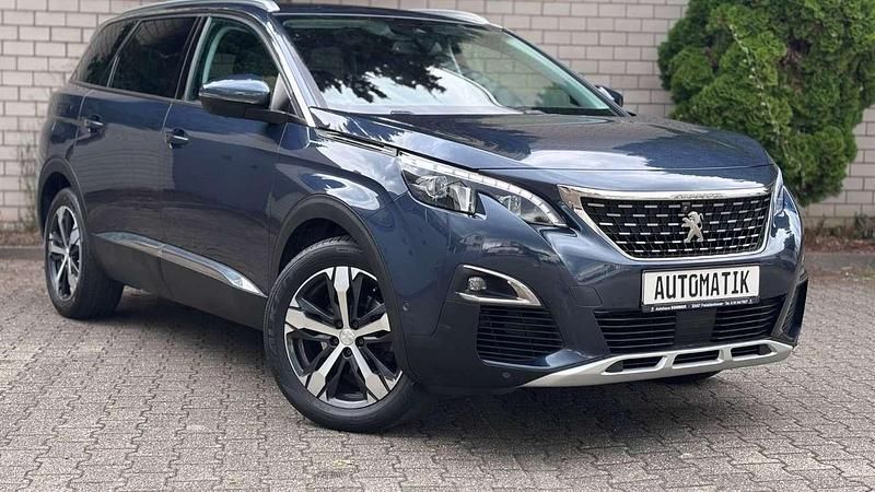 Grau Gebraucht 2019 Peugeot 5008 Allure Van / Kleinbus | 16.900 € (Fairer Preis) - Bild 1/4