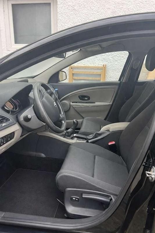 Gebraucht Renault Mégane III 101 PS (74 kW) 2011 Kleinwagen