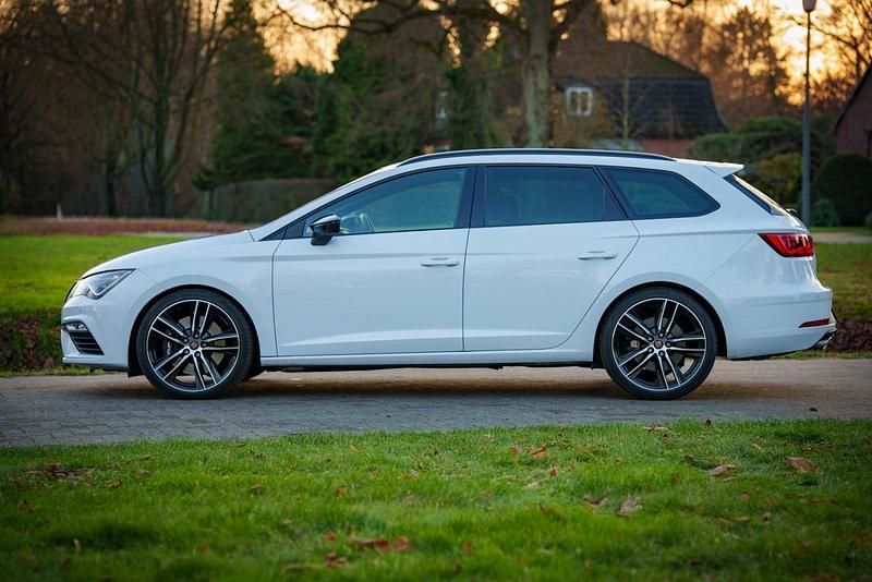 Gebraucht Seat Leon ST 4Drive 300 PS (220 kW) 2020 Weiß Kombi