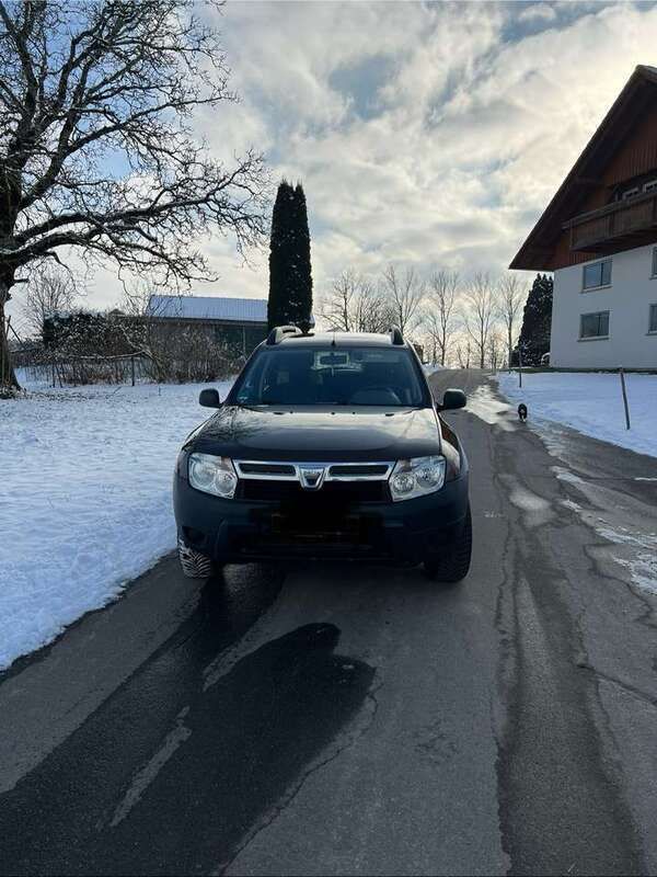 Braun Gebraucht 2012 Dacia Duster Ambiance SUV | 7.000 € (Teuer) - Bild 1/4