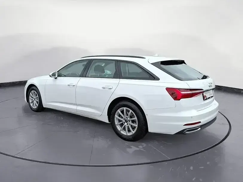 Używany Audi A6 Premium 204 KM (150 kW) 2022 Biały Kombi