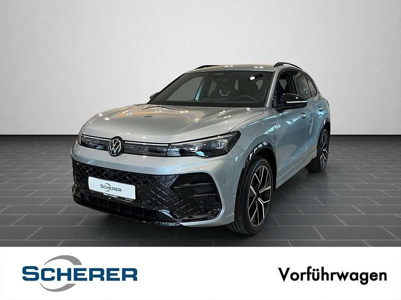 Silber Gebraucht 2025 VW Tiguan R-line SUV | 45.770 € (Superpreis) - Bild 1/4