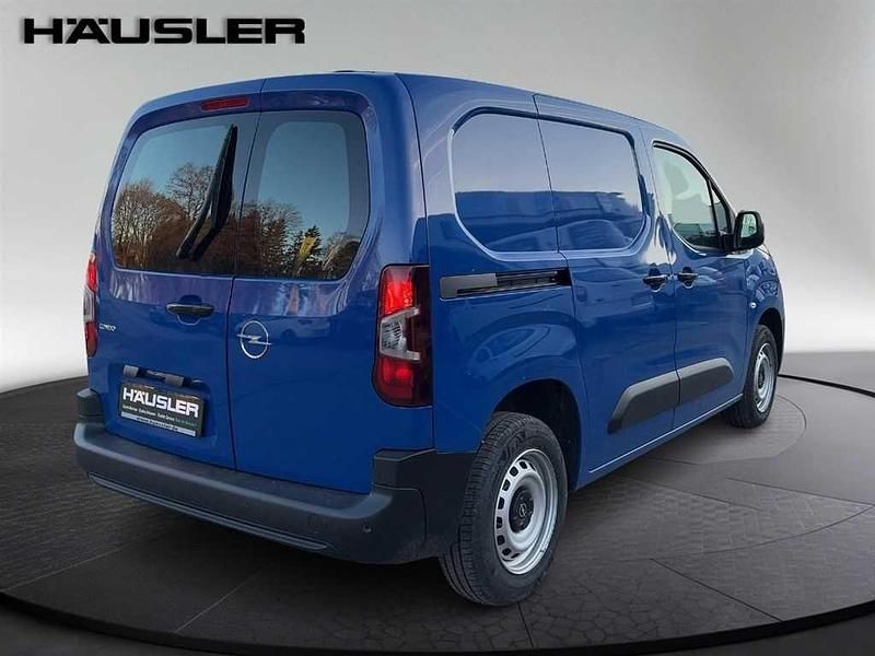 Neu Opel Combo Edition 110 PS (80 kW) 2025 Blau Limousine