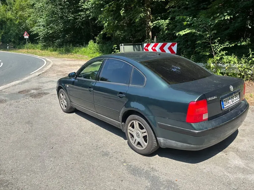 Gebraucht VW Passat Highline 150 PS (110 kW) 1998 Grün Limousine