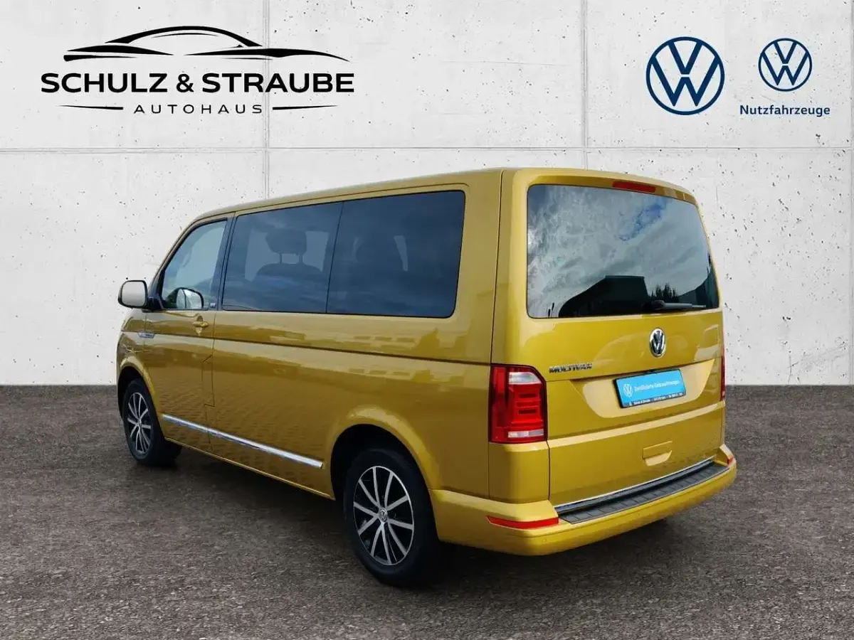 Używany VW T6 Generation Six 150 KM (110 kW) 2019 Żółty Van