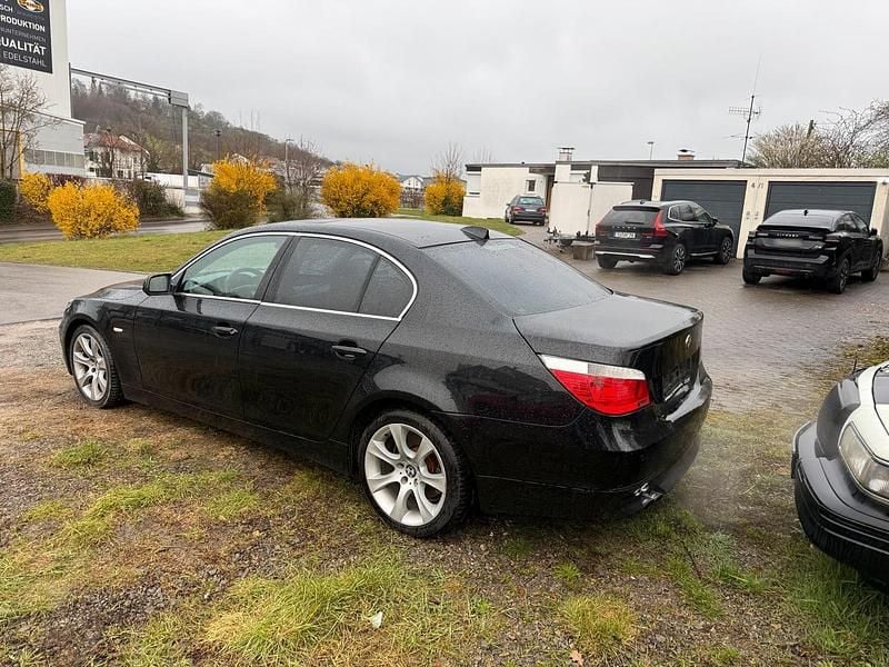 Gebraucht BMW 520 170 PS (125 kW) 2005 Schwarz Limousine