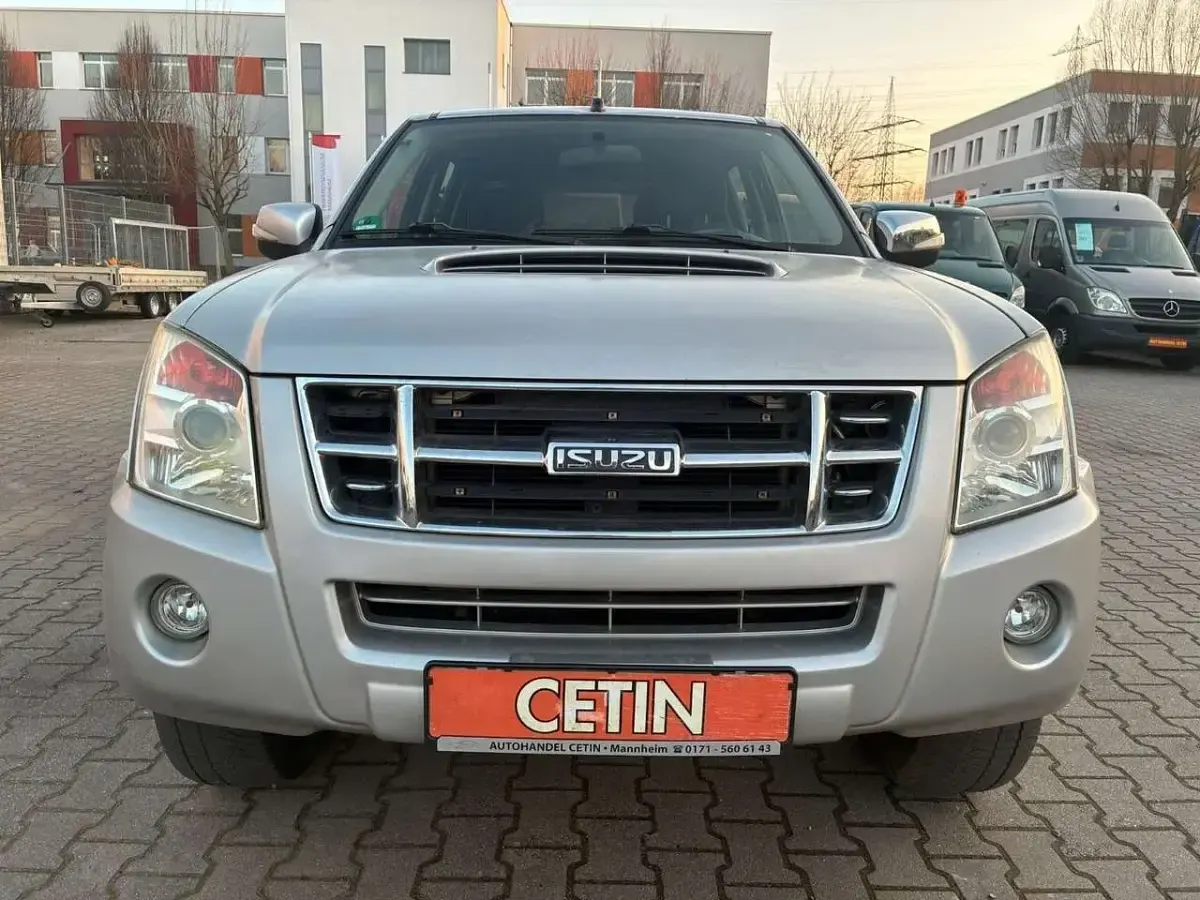 Gebraucht Isuzu D-Max 136 PS (100 kW) 2008 Silber Pickup