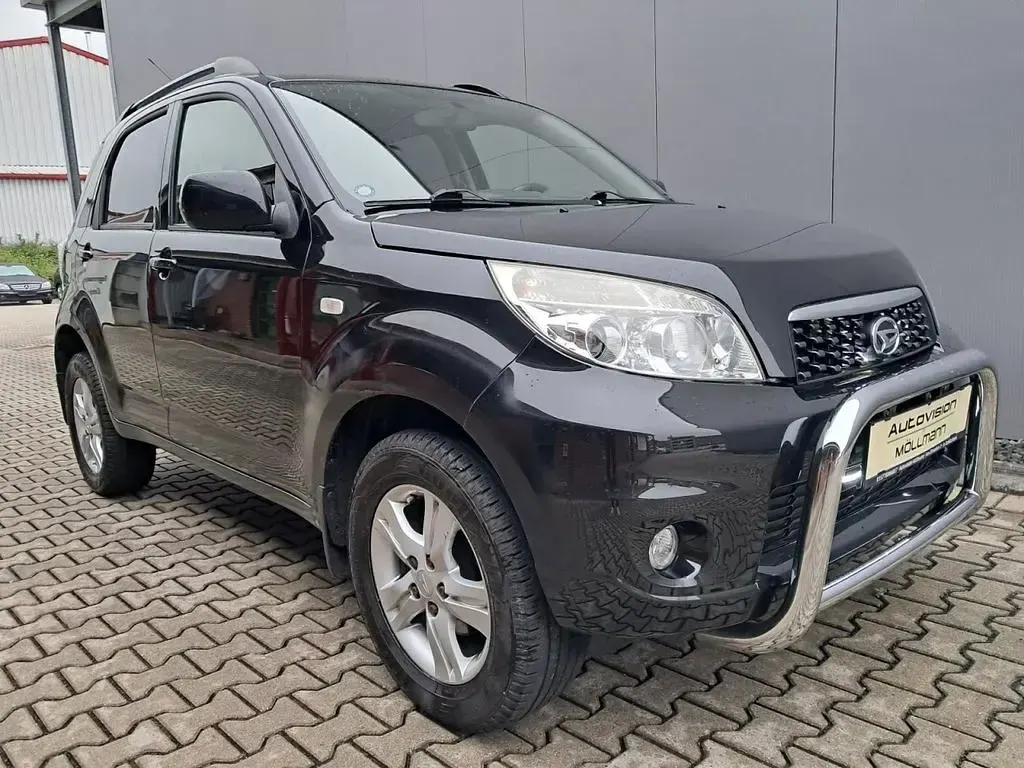 Gebraucht Daihatsu Terios 102 PS (75 kW) 2011 Schwarz SUV