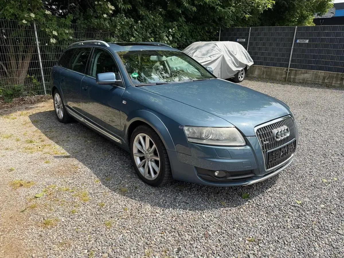 Gebraucht Audi A6 Allroad Comfort 349 PS (256 kW) 2006 Blau Kombi