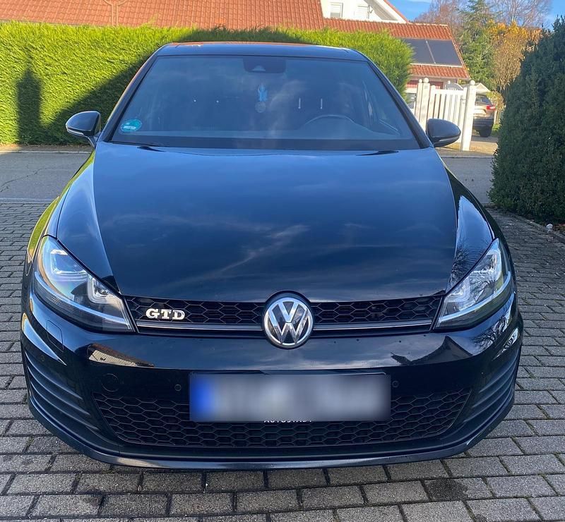 Schwarz Gebraucht 2014 VW Golf VII GTD Limousine | 12.200 € (Etwas zu teuer) - Bild 1/4