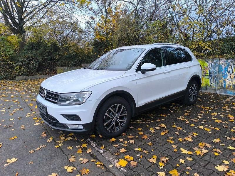 Weiß Gebraucht 2016 VW Tiguan SUV | 14.300 € (Superpreis) - Bild 1/4