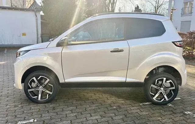 Neu Aixam Crossover Premium Premium 2026 Weiß Kleinwagen