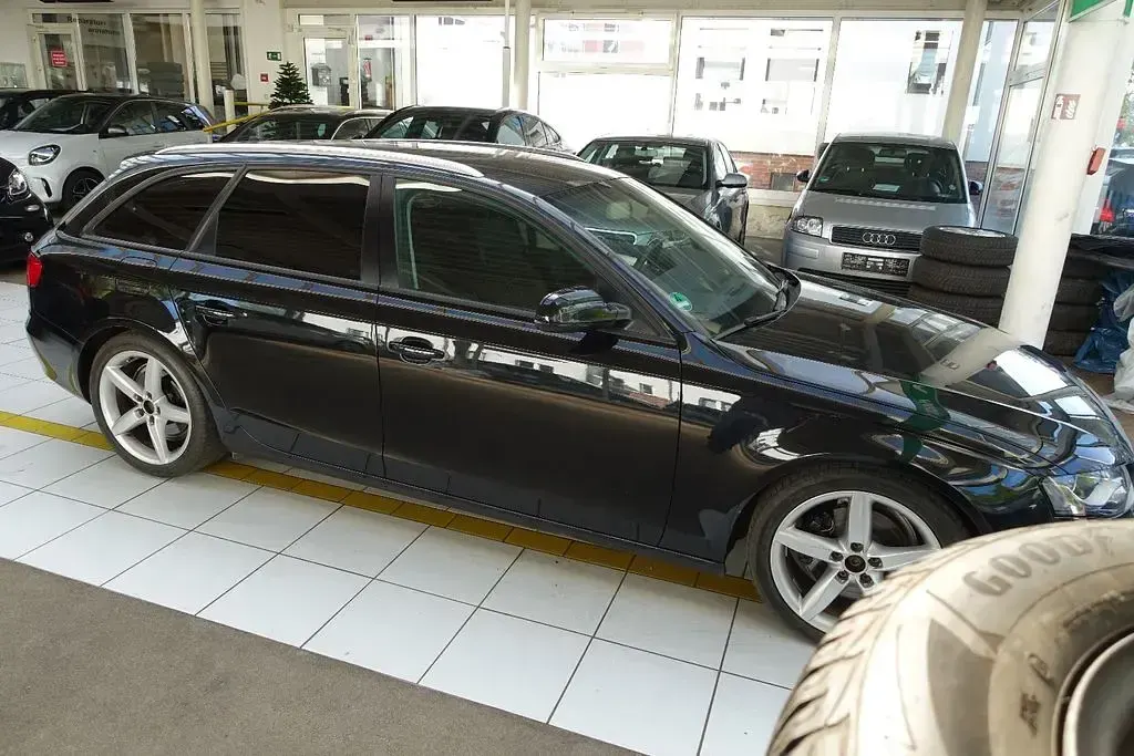 Używany Audi A4 Ambition 143 KM (105 kW) 2009 Czarny Kombi