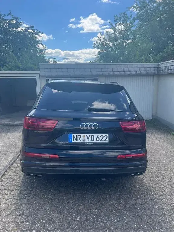 Gebraucht Audi SQ7 Sport 435 PS (319 kW) 2016 Schwarz SUV