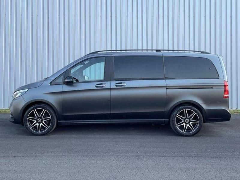 Gebraucht Mercedes E300 AMG 237 PS (174 kW) 2021 Lackfarbe selenitgrau metallic m (metallic) Kombi