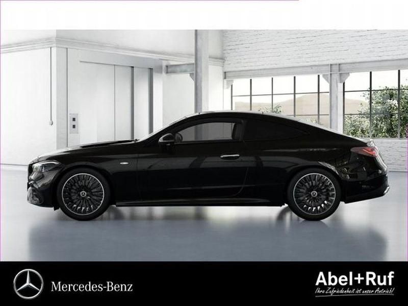 Gebraucht Mercedes E300 204 PS (150 kW) 2025 Lack obsidianschwarz (metallic) Coupé