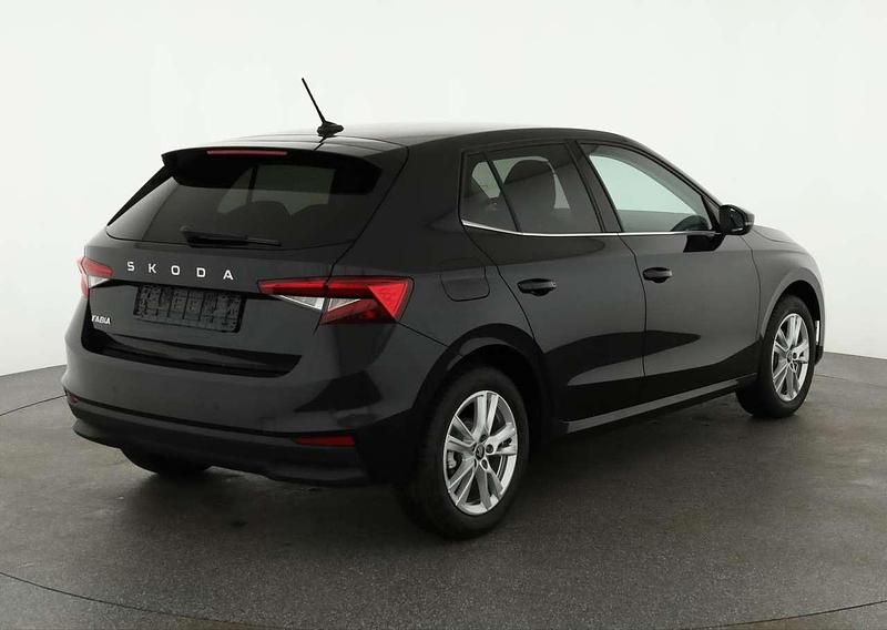 Neu Skoda Fabia Selection 116 PS (85 kW) 2025 Black magic perleffekt Limousine