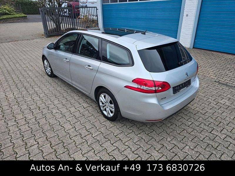 Gebraucht Peugeot 308 SW Business-Line 120 PS (88 kW) 2015 Silber Kombi