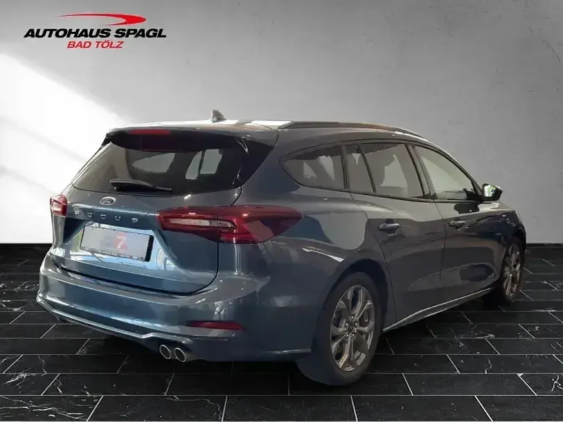 Gebraucht Ford Focus ST-Line 120 PS (88 kW) 2023 Blau Kombi