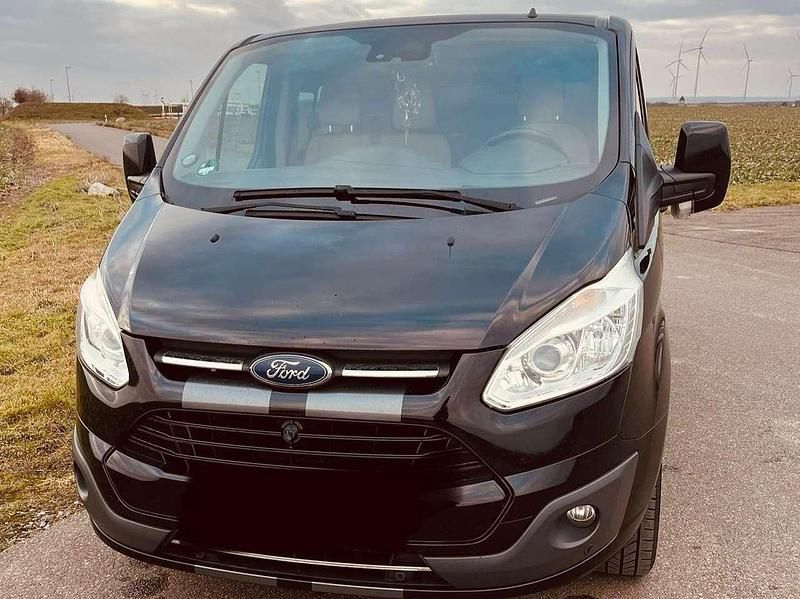 Gebraucht Ford Tourneo Titanium 170 PS (125 kW) 2016 Van / Kleinbus