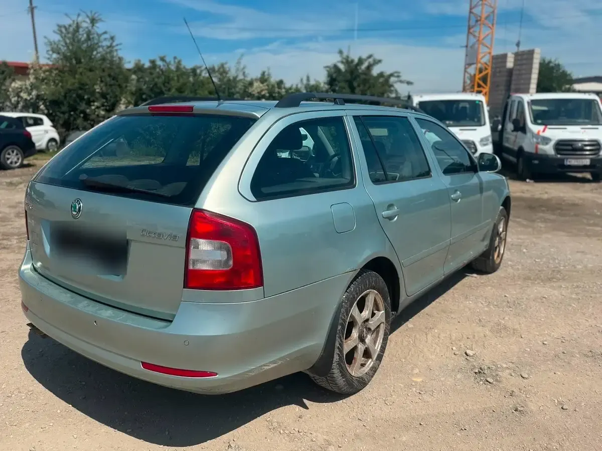 Gebraucht Skoda Octavia 160 PS (117 kW) 2009 Silber Kombi